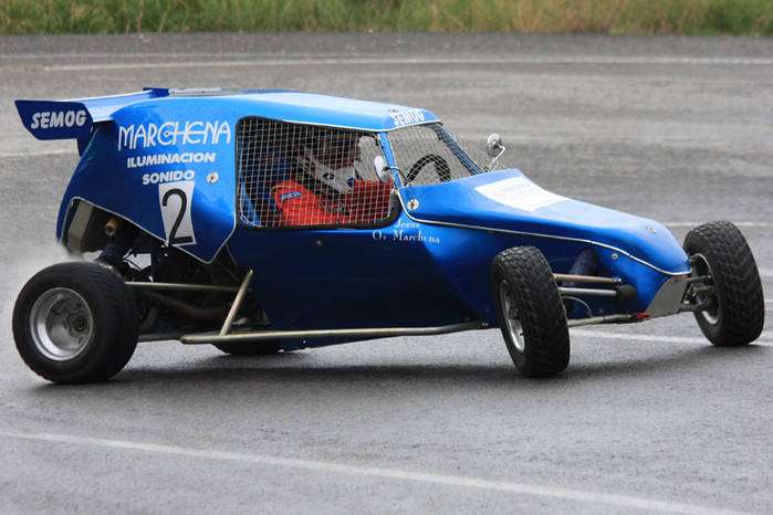 VICTORIA DE IBAI IGLESIAS Y SERGIO MANGADO EN EL V SLALOM DE VILLATUERTA